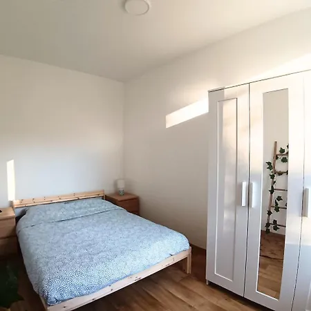 Lumineux Et Pratique Sejour Pro Lille Lejlighed Mons-en-Baroeul